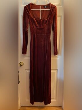 Lulu's Long Sleeve Velvet Maxi Dress in Deep Burgundy